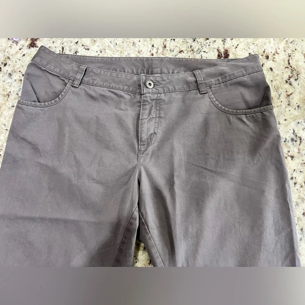 Columbia Grey Pants - Picture 5 of 6